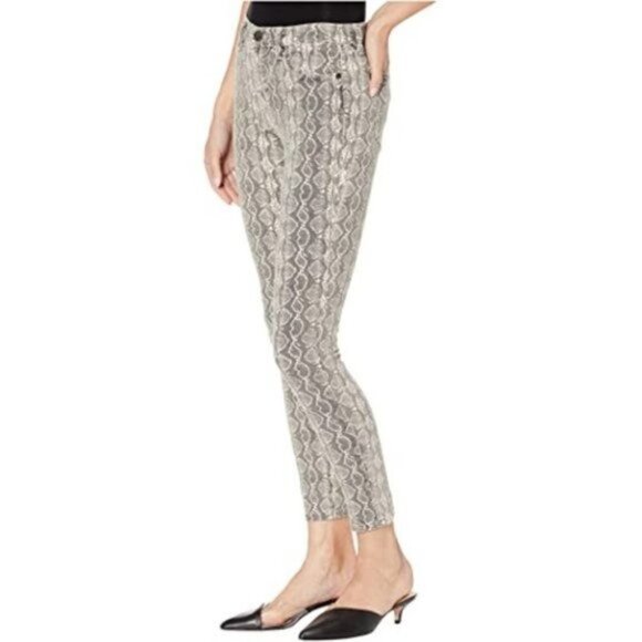 Blank NYC Snake Print Cropped Skinny Jeans Size 24 NWT - Picture 4 of 13